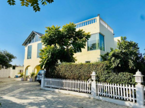 Spring Gardens and Farmstay